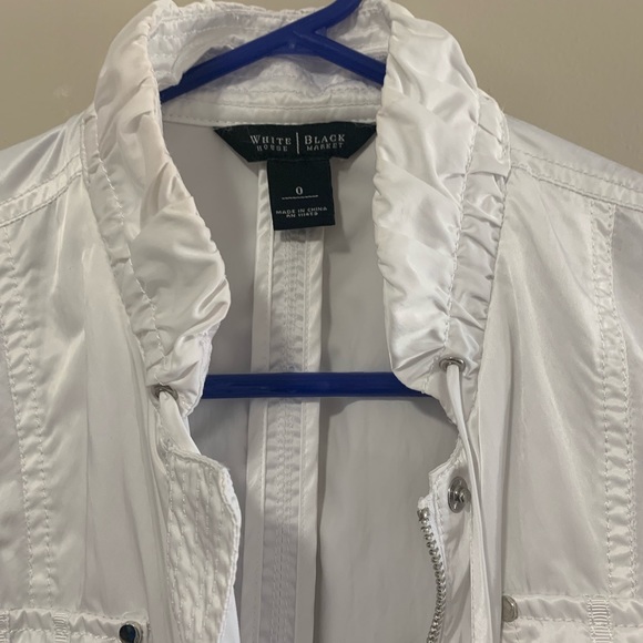 White House Black Market lightweight jacket - Picture 6 of 8